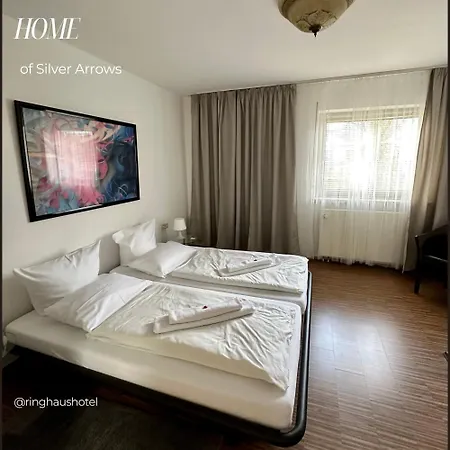 Ringhaus - Of Silver Arrows Bed & Breakfast Nürburg